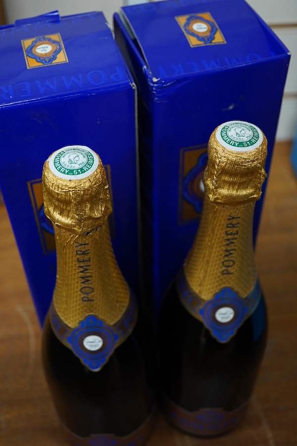 Two boxed champagnes, Pomriery Grand Cru, 1995